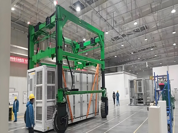 集装箱跨运车 (39).jpg