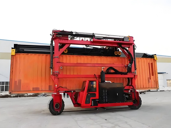 集装箱跨运车 (4).jpg